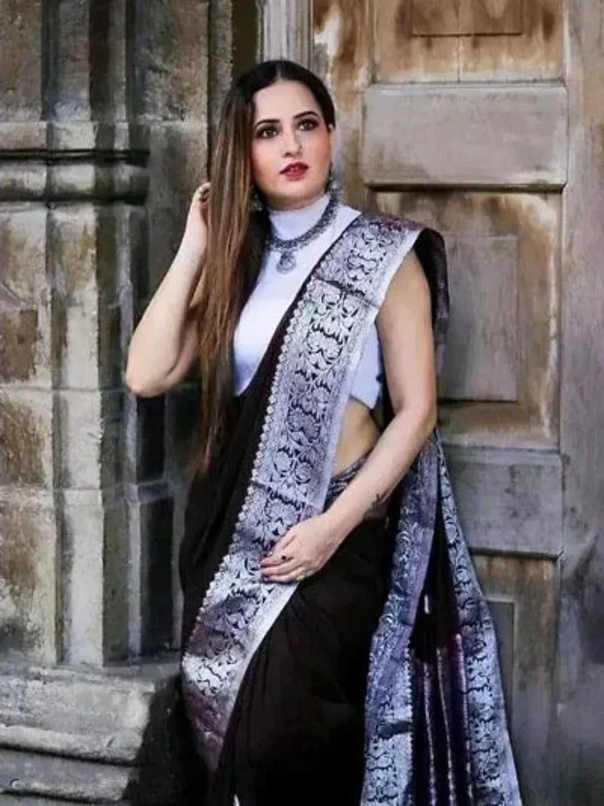 Buy Beautiful Kanjivaram Art Silk Saree With Zari Weaving - OrderMeFirst
