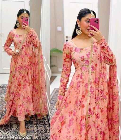 Charvi Attractive Women Kurta Sets