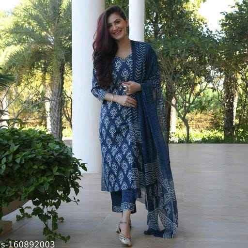 Charvi Voguish Women Dupatta Sets