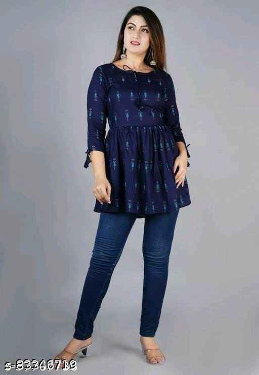 Fancy Graceful Women Tops & Tunics