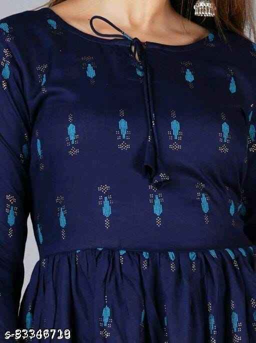 Fancy Graceful Women Tops & Tunics