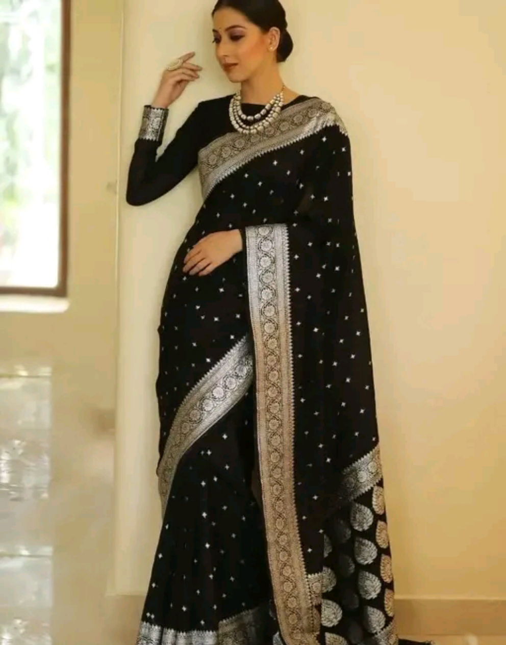 Abhisarika Fashionable Sarees - OrderMeFirst