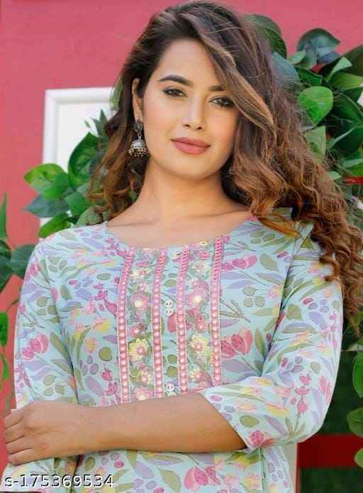 Kashvi Sensational Gowns