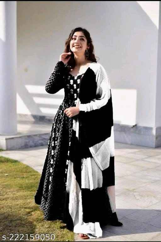 Pretty Ravishing Women Gowns