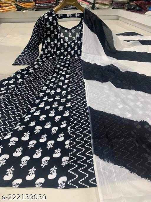 Pretty Ravishing Women Gowns