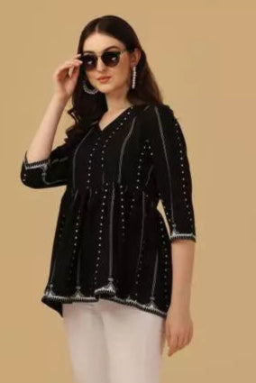 SANGOURI Women Trending Black Printed Top - OrderMeFirst