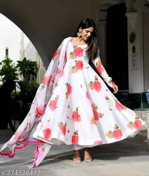 White Kurti with Dupatta - OrderMeFirst