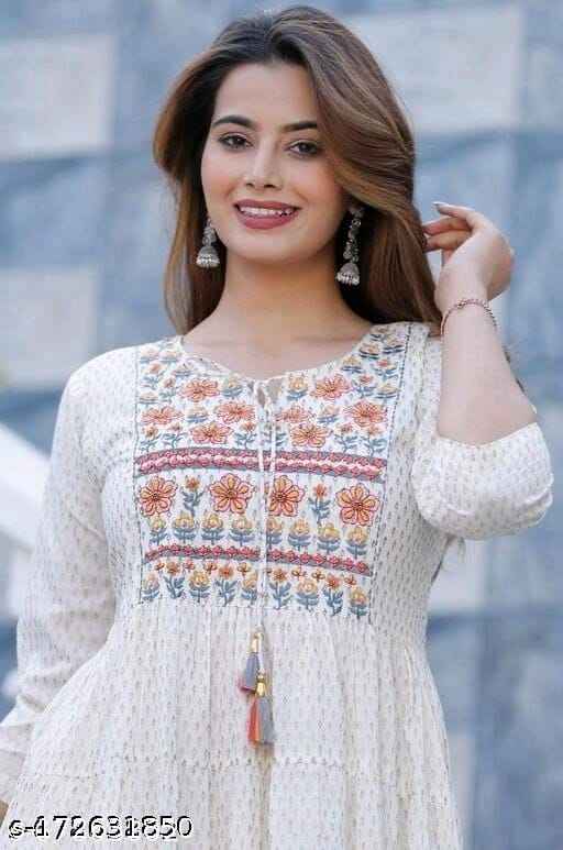 White Three-Quarter Sleeves Gown