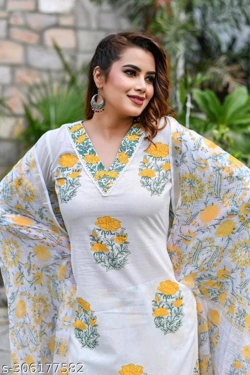 Women Block Printed kurta and pant set with Dupatta OrderMeFirst