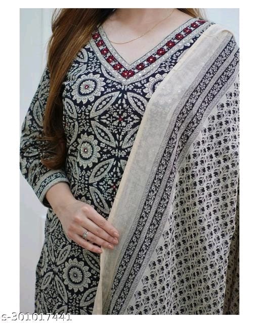 Women Printed Kurta and Pant Set With Dupatta - OrderMeFirst