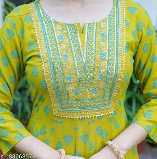 Yellow Three-Quarter Sleeves Gown