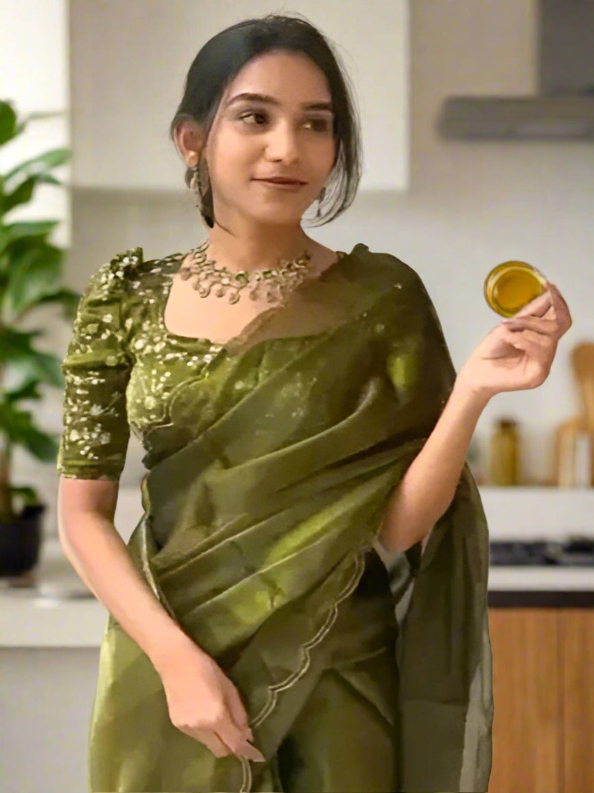 Chitrarekha Pretty Sarees - OrderMeFirst