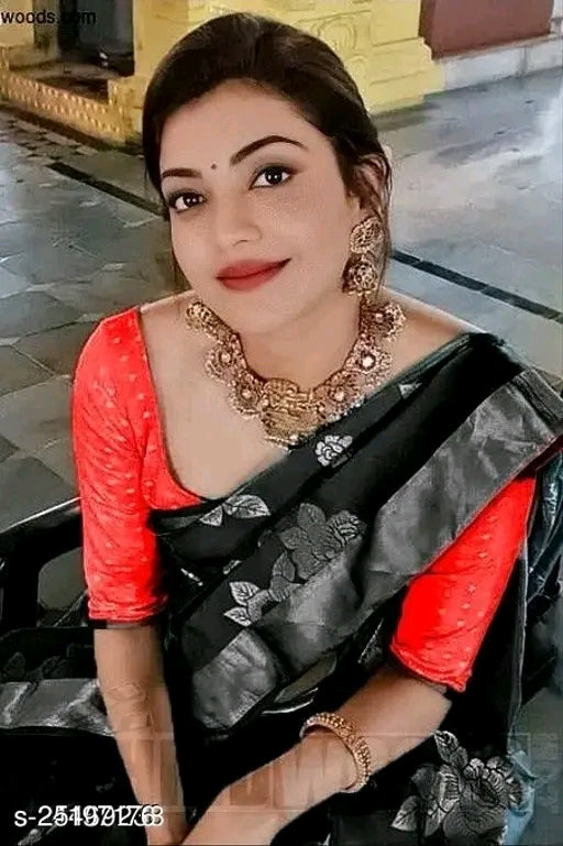 Kajal Agarwal Banarasi Saree
