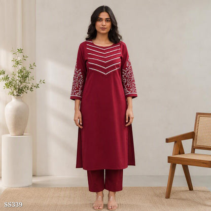 Kurta Pant Set with Embroidery
