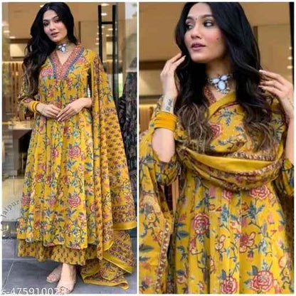 Chitrarekha Graceful Women Kurta Sets