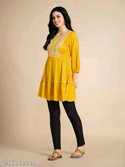 Glomee Women's Tops & Tunics