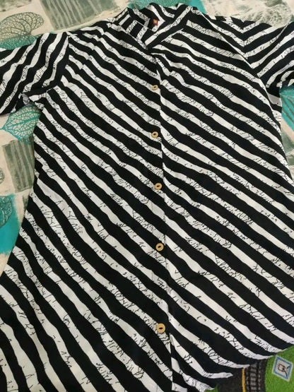 Printed Sleeves Top