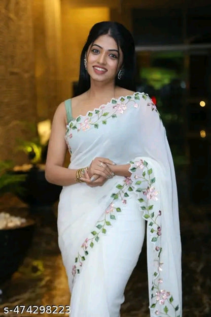 Pretty Aakarsha sarees