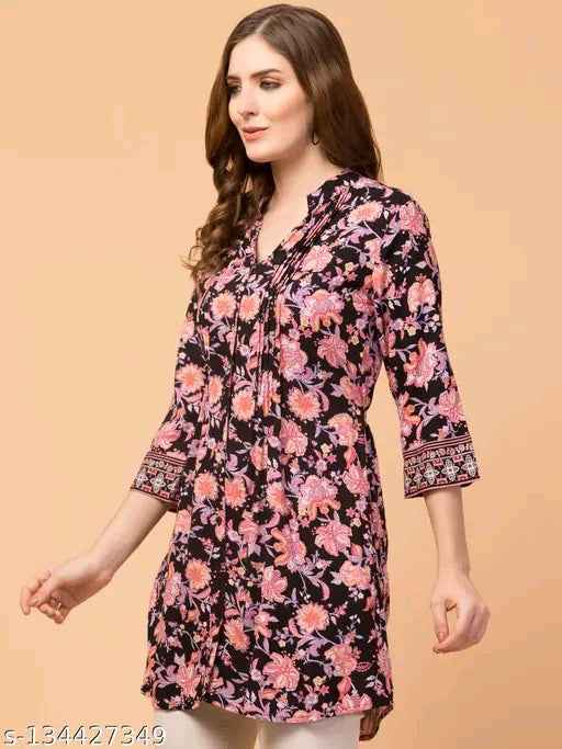 Stylish Graceful Women Tops & Tunics