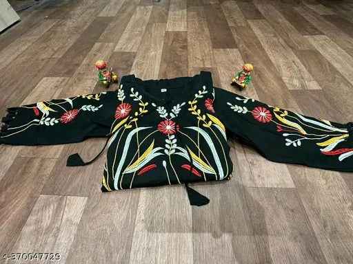 Trendy Retro Women Tops & Tunics