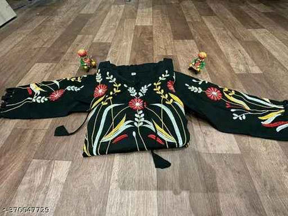 Trendy Retro Women Tops & Tunics