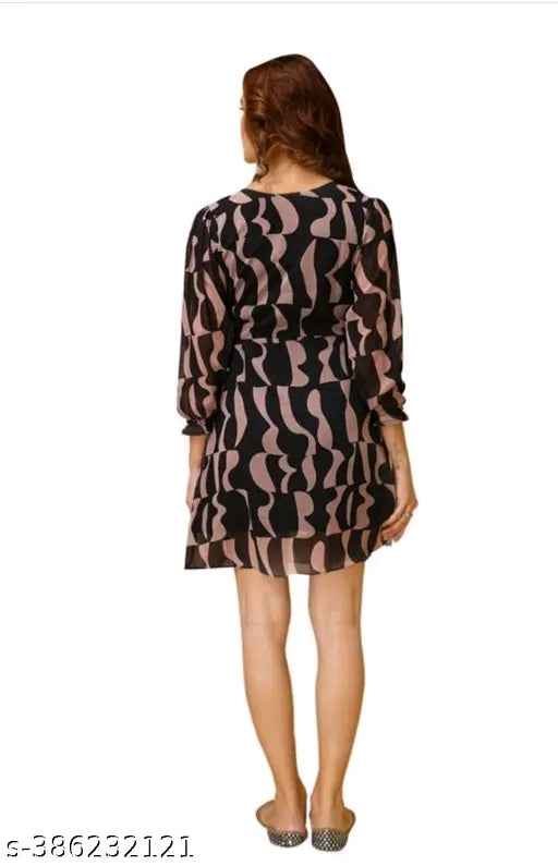 Classy Graceful Women Tops & Tunics